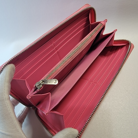 CHRISTIAN DIOR Cannage Patent Zip Around Long Wallet - Picture 9 of 11